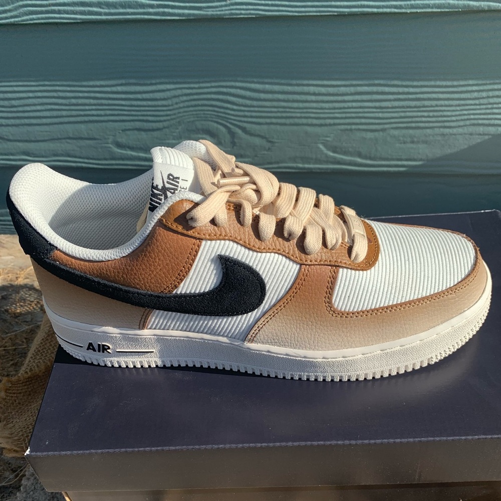 Nike Air Force 1 ‘07 Ale Brown/Sail/Sanddrift/Black women’s 10